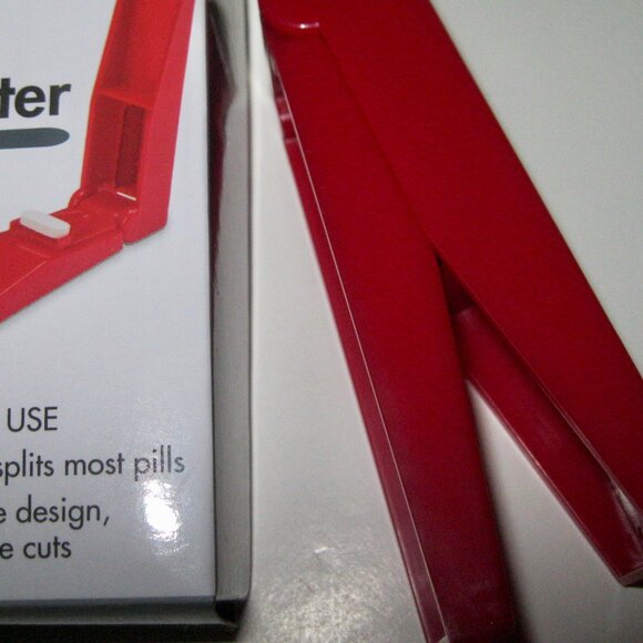 NEW IN BOX THERACARE PILL CUTTER-SHARP CUTTER BLADE - Picture 5 of 7